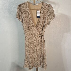 Abercrombie & Fitch Tan Polka Dot Mini wrap Dress